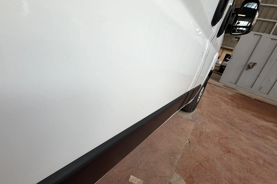 Peugeot Boxer 330 2.2 bluehdi 140CV L1H1 Premium (IVA ESCLUSA) Kaolin White  Aziendale foto danni 58