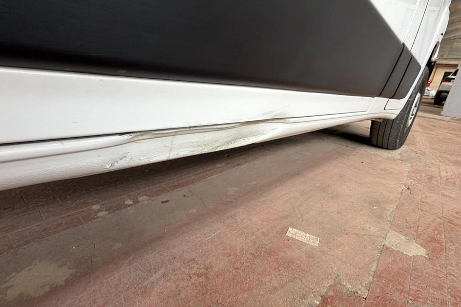 Peugeot Boxer 330 2.2 bluehdi 140CV L1H1 Premium (IVA ESCLUSA) Kaolin White  Aziendale foto danni 59