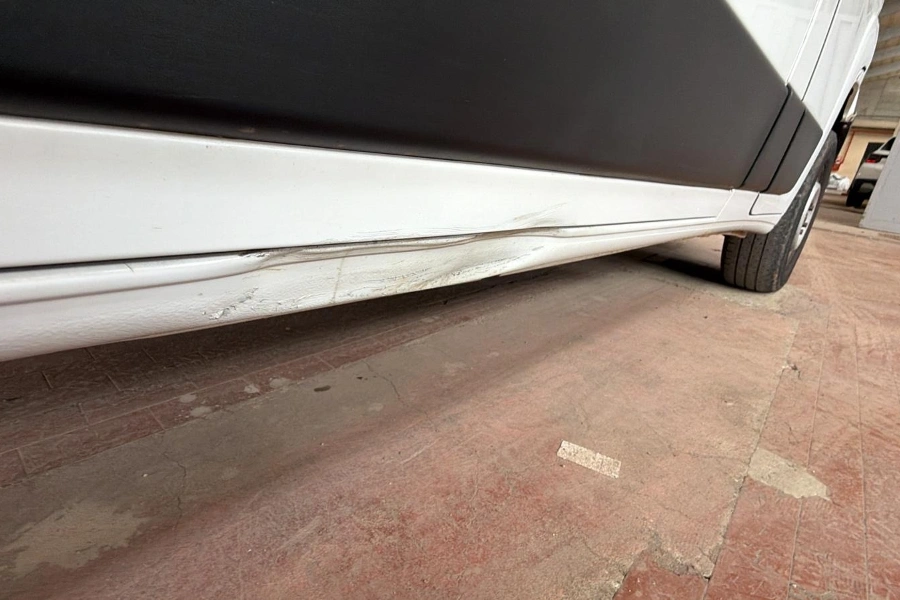 Peugeot Boxer 330 2.2 bluehdi 140CV L1H1 Premium (IVA ESCLUSA) Kaolin White  Aziendale foto danni 62