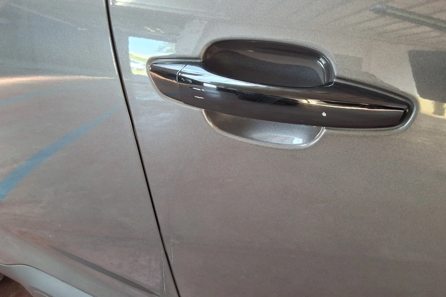 Citroen C5 Aircross 1.2 hybrid 136CV Plus e-dcs6 Platinium Grey  Aziendale foto danni 39