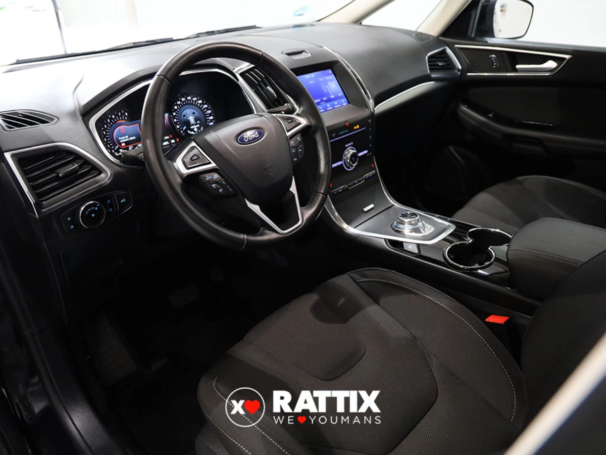 FORD S-Max 2.5 Duratec FHEV 190cv Titanium Aut. S-Max 2.5 Duratec FHEV 190cv Titanium Aut.