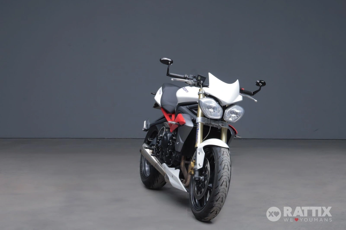 TRIUMPH Street Triple 675 R 