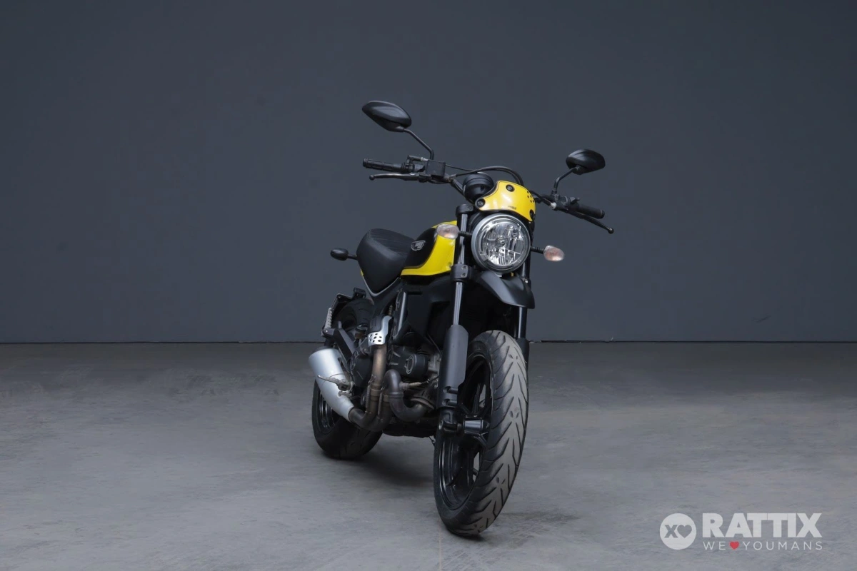 DUCATI Scrambler 800 Flat Track Pro