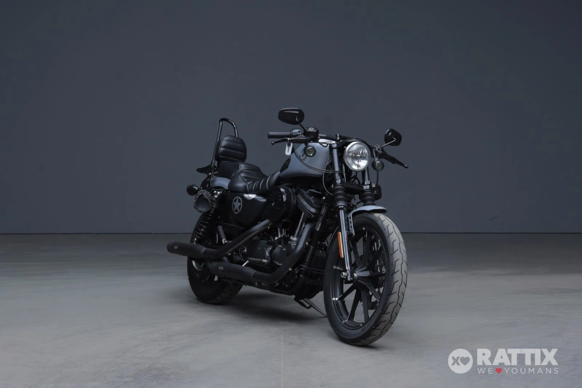 HARLEY DAVIDSON 883 Iron my17