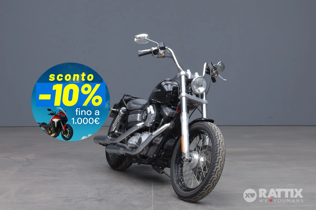 HARLEY DAVIDSON Dyna Street Bob 1584