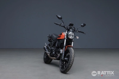 Foto DUCATI Scrambler 399 Sixty2 Sixty2
