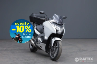 Foto HONDA Integra 700 DCT Abs