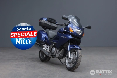 Foto HONDA Deauville 650 NT my01