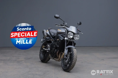 Foto TRIUMPH Street Triple  675 