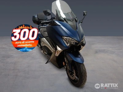 Foto YAMAHA T-Max 530 DX Abs my17