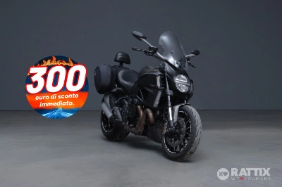 Foto DUCATI Diavel 1199 Stripe Version