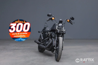 Foto HARLEY DAVIDSON 883 Iron my17