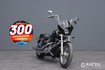 Foto HARLEY DAVIDSON Dyna Super Glide 1584 Custom abs