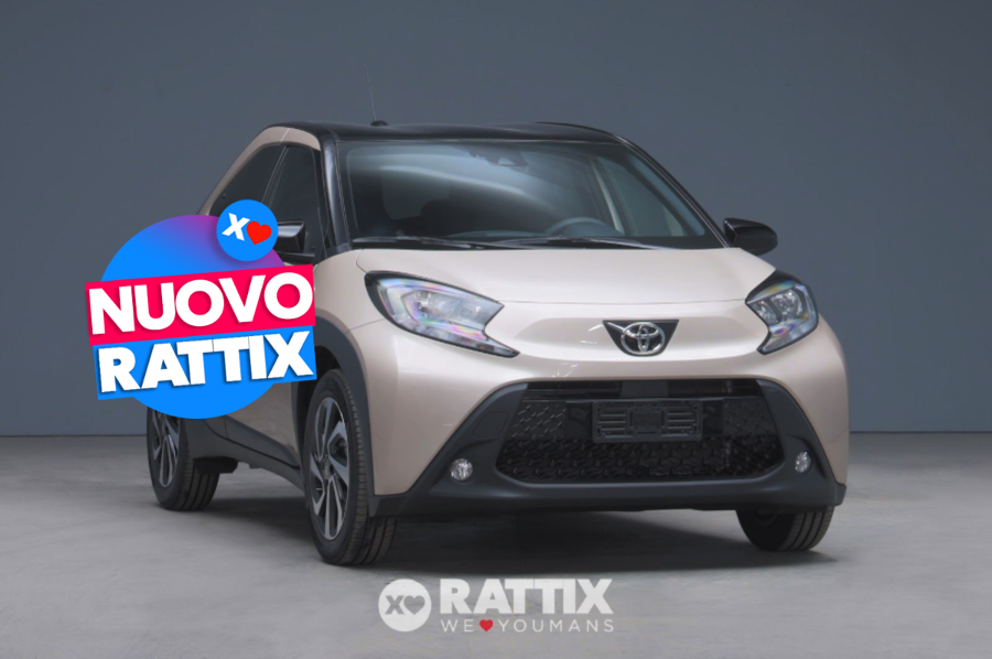 Toyota Aygo X 1.5 Hybrid Icon e-CVT Ginger Beige & Black  Nuovo foto 1