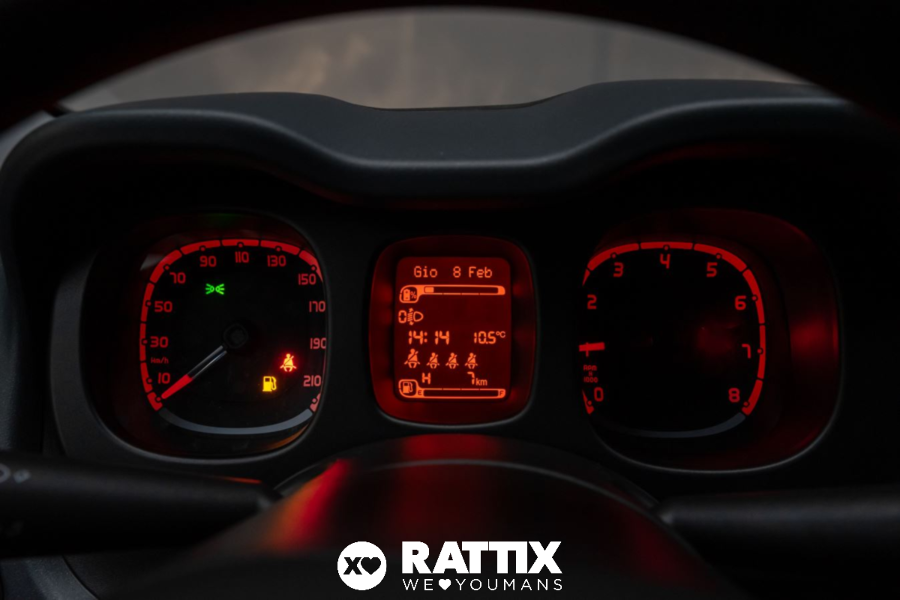 Fiat Panda 1.0 Firefly Hybrid 70CV Cross  Rosso  Nuovo foto 14